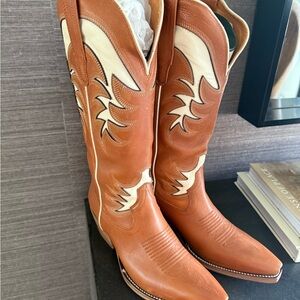 Tecovas Tan and Cream Heeled Boots
